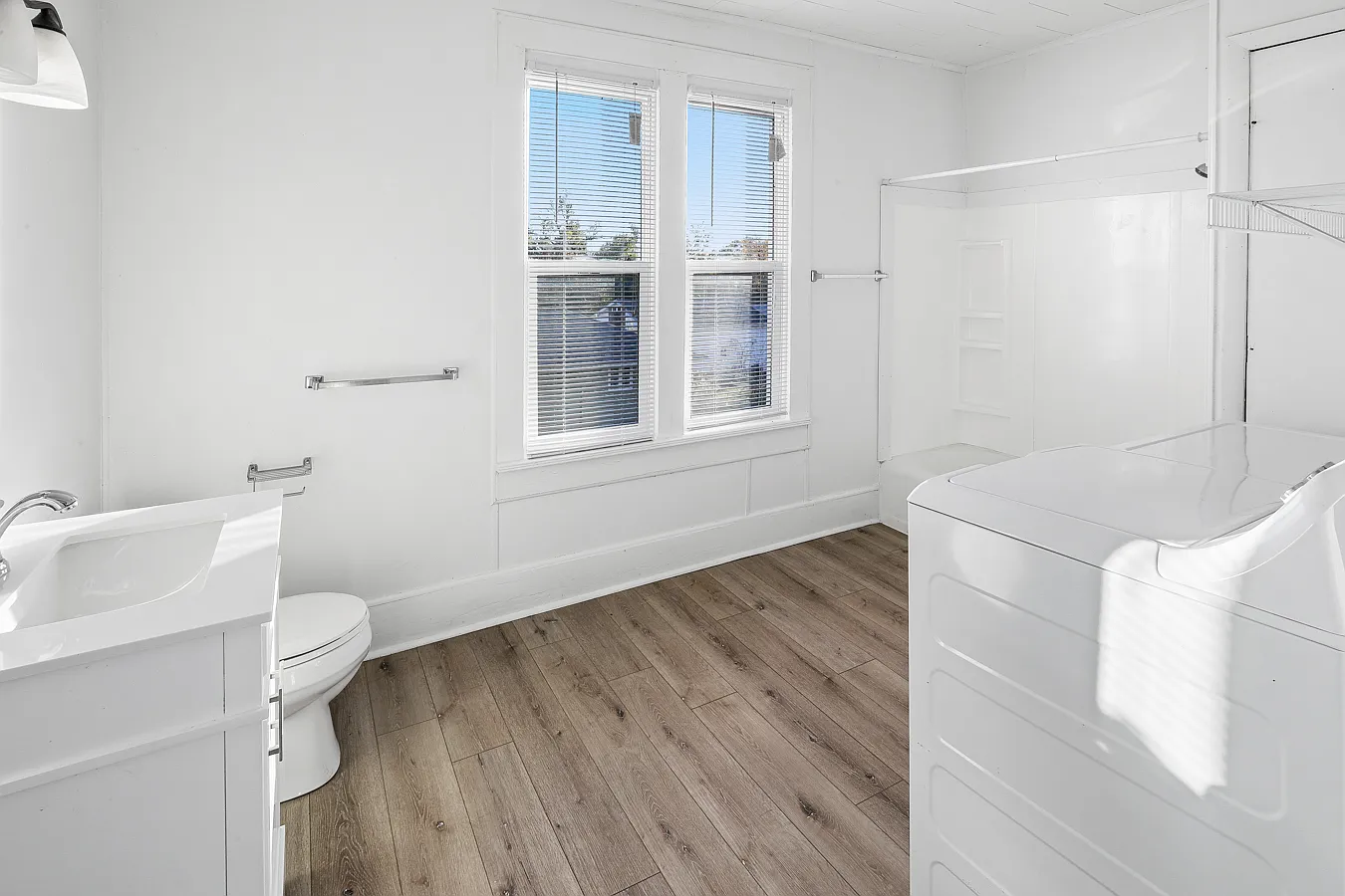 2 bed, 850 sqft, $900 — Photo 3