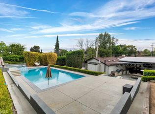 6013 Lubao Ave, Woodland Hills, CA 91367