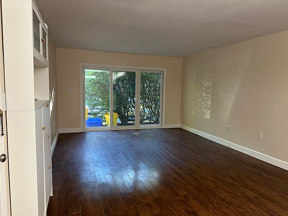 2nd image of 358 McDowell Dr