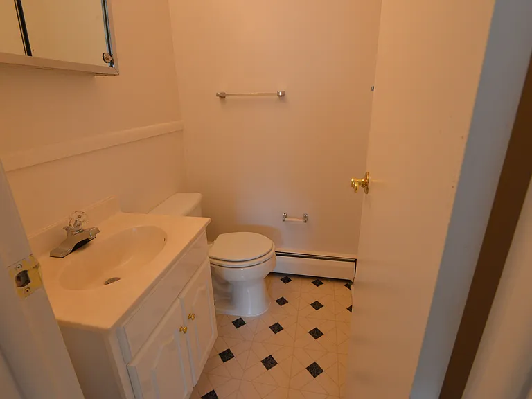 426 Winthrop Dr #9 — Photo 11