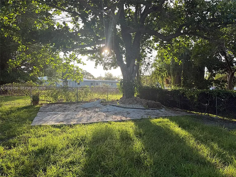 17740 SW 103rd Ave — Photo 14
