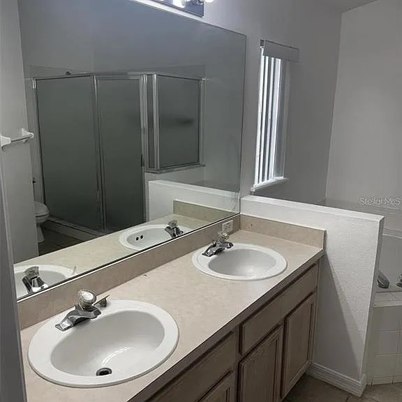 1144 Clear Creek Cir — Photo 7