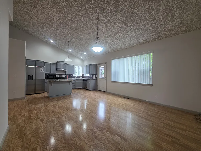 4373 Hearth St NE — Photo 24
