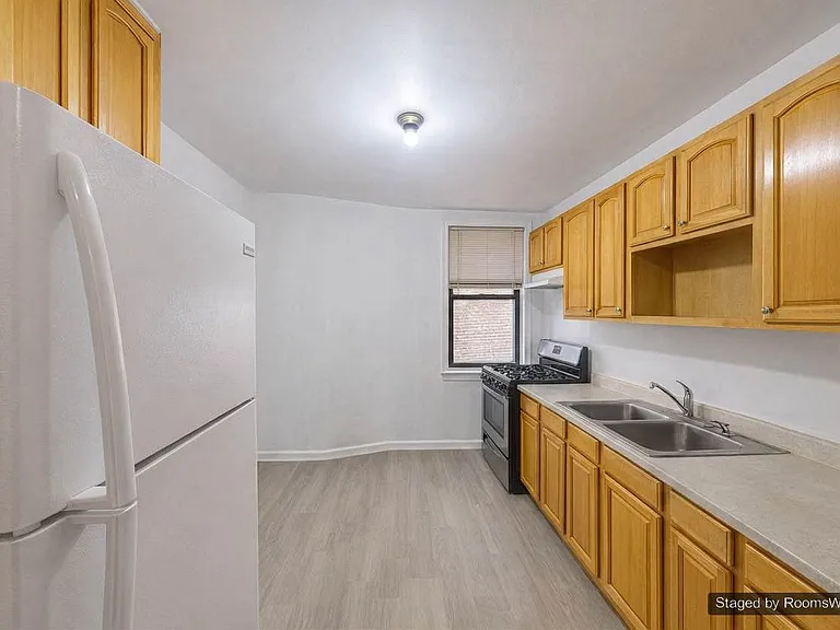 89-20 55th Ave #3L — Photo 4