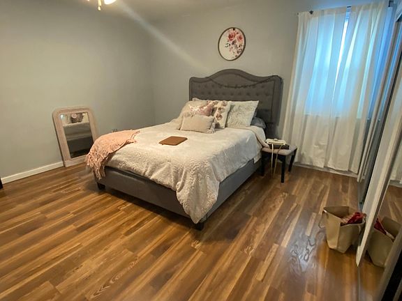 4th image of 588 Darlington Ave