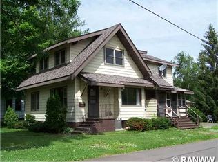 11 W Bundy St, Rice Lake, WI 54868