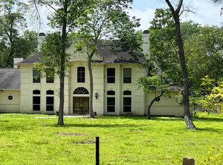 221 Heritage Trl N, Bellville, TX 77418