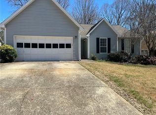 20 Paris Dr, Lawrenceville, GA 30043