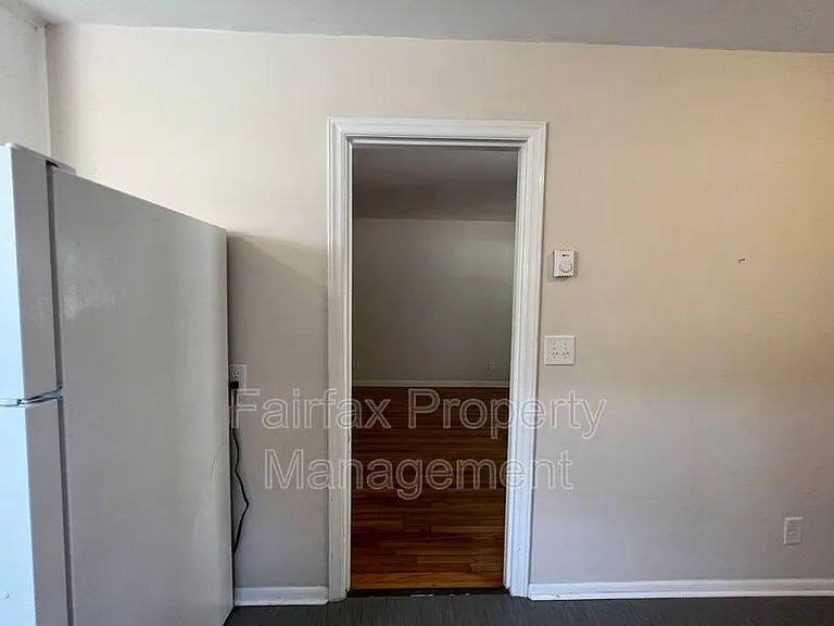 1935 Morehead Ave — Photo 13