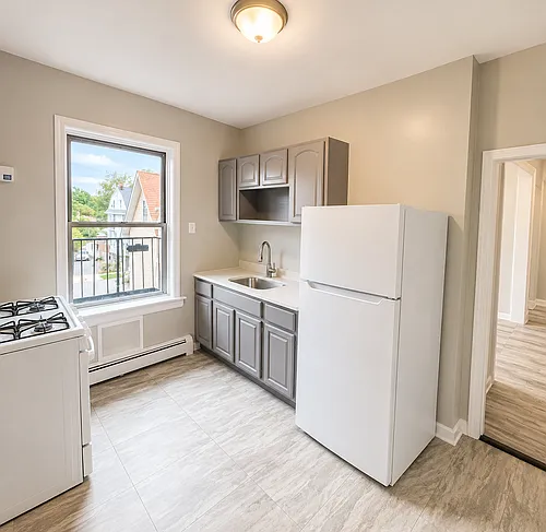 376A Park Ave #26 Photo 1