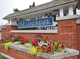 38 Kettering Point #17, Ottawa, ON K1V0X8