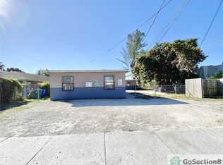 924 NW 70th St APT 2, Miami, FL 33150