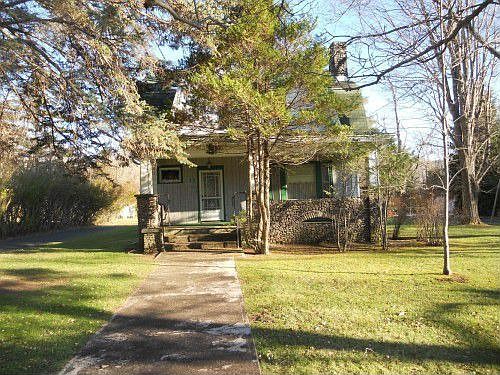 1st image of 80 Park Ln