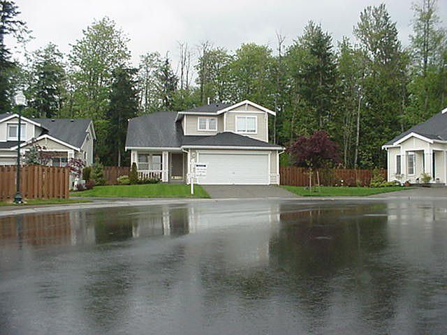 1st image of 1434 242nd Pl SE