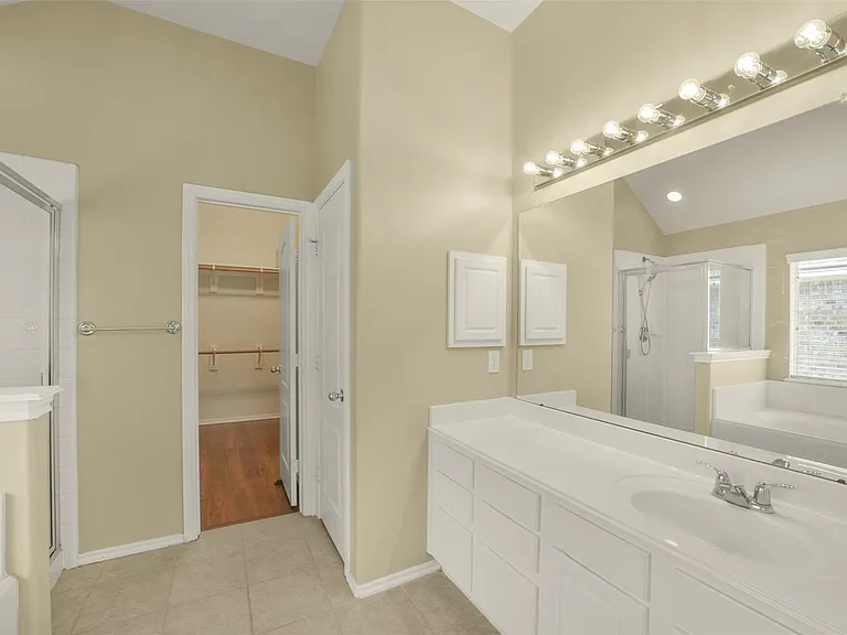 1414 Phoenician Dr — Photo 23
