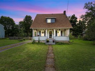 285 North St, East Aurora, NY 14052
