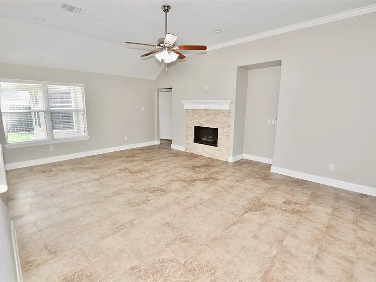26983 Crown Haven Dr — Photo 11