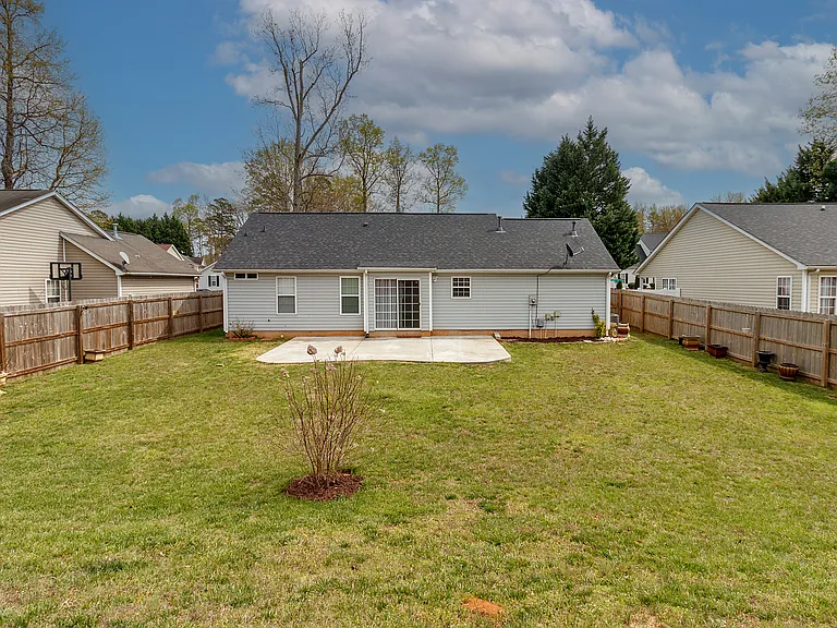 4401 Craven Hill Dr — Photo 33