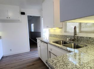 9412 E Duarte Rd, Arcadia, CA 91007