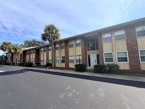 2nd image of 723 PERKINS STREET #200