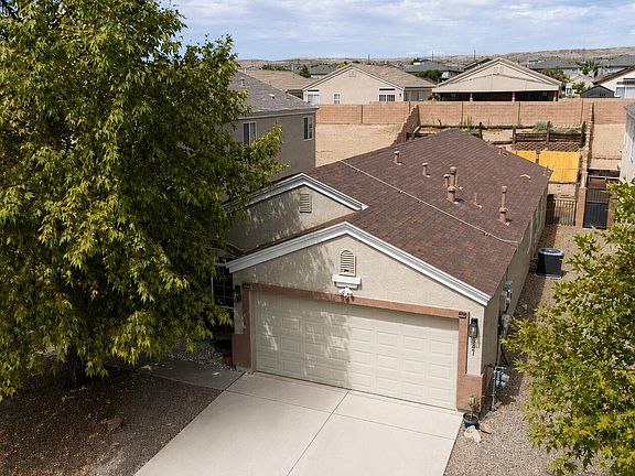 2nd image of 2851 Merlot Dr SW