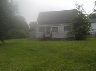 37 Lincoln St, Little Ferry, NJ 07643