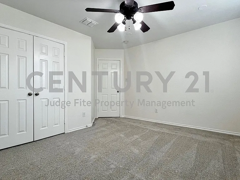 1724 Quails Nest Dr — Photo 36