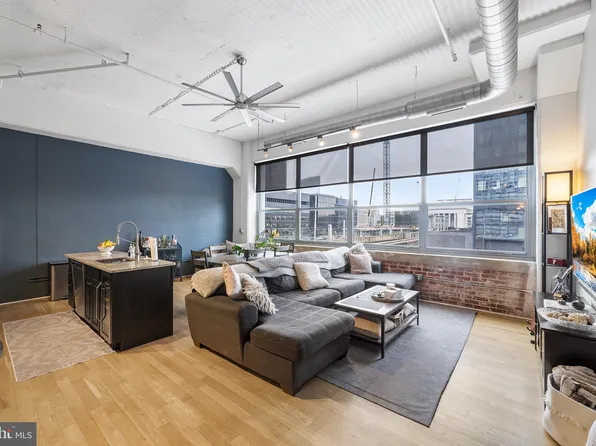 2200 Arch St Unit 414, Philadelphia, PA 19103