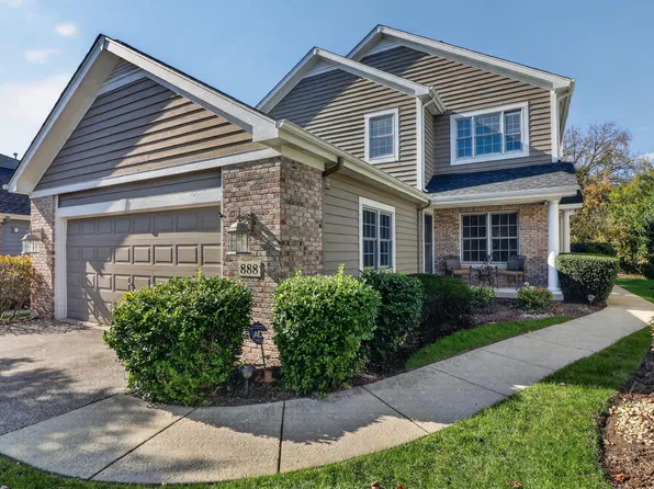 888 Villa Dr, Crystal Lake, IL 60014
