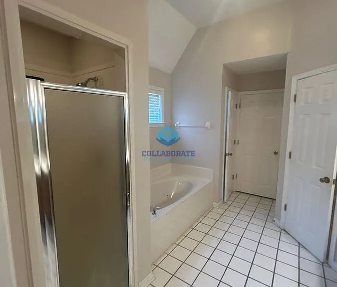 1304 Rain Hollow Cir W — Photo 10