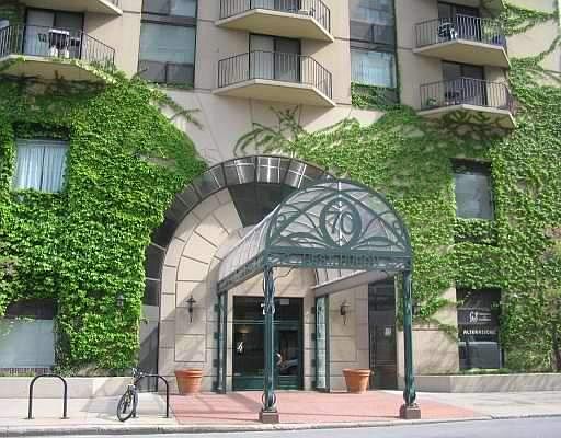 1st image of 70 W Huron St APT 2306