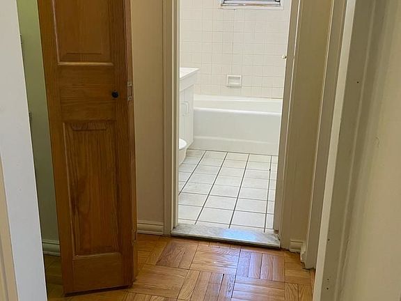 3rd image of 401 E 81st St #11L