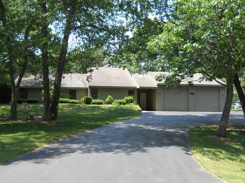 1st image of 6967 Lakewood Dr