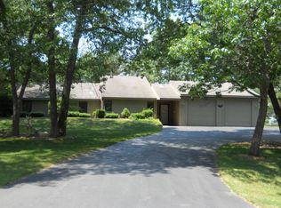 6967 Lakewood Dr, Oscoda, MI 48750