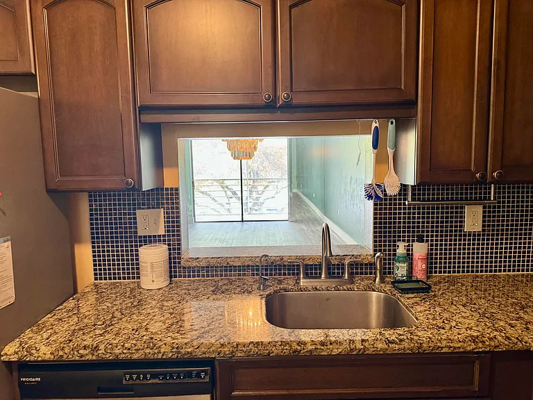 1800 SW 81st Ave #1307 — Photo 11