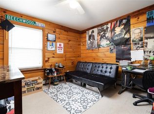 39191 Jefferson Ave, Harrison Township, MI