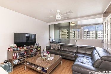 1st image of 1423 Emerson St APT 214