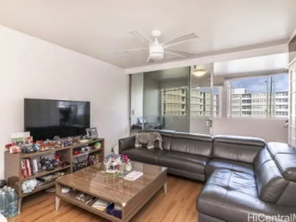 1423 Emerson St APT 214, Honolulu, HI 96813