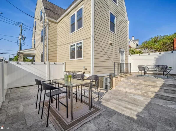 901 Lawrence St NE #B, Washington, DC 20017