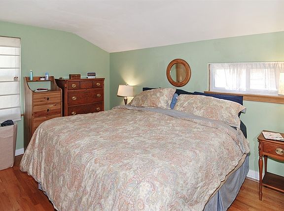 5th image of 3521 Cuyler Ave