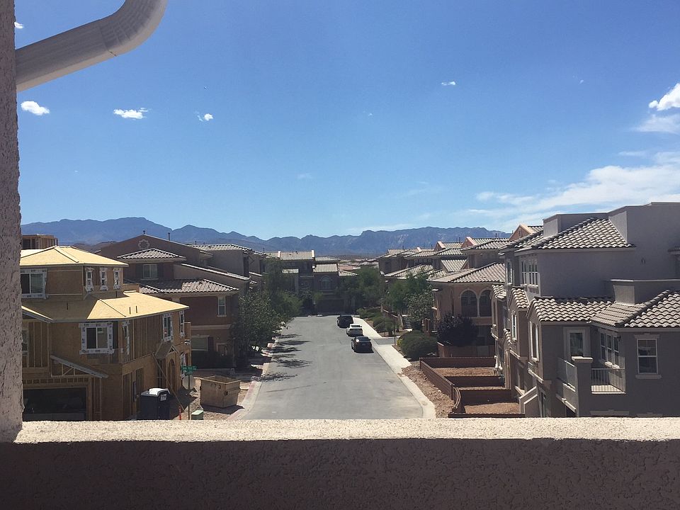 Mountain View rooftop deck