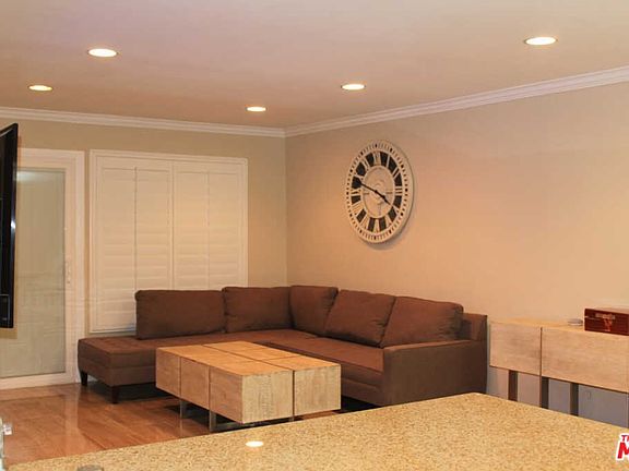 5th image of 20235 Keswick St Unit 112