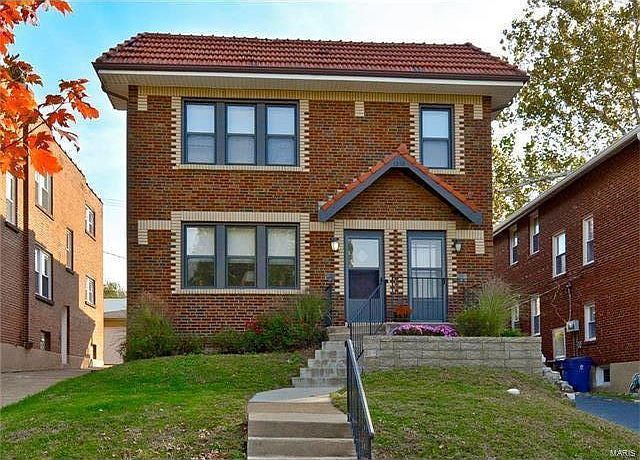 1st image of 1210 Woodland Dr #1