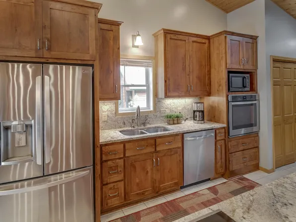 17851 Wood Dr, Crosslake, MN 56442