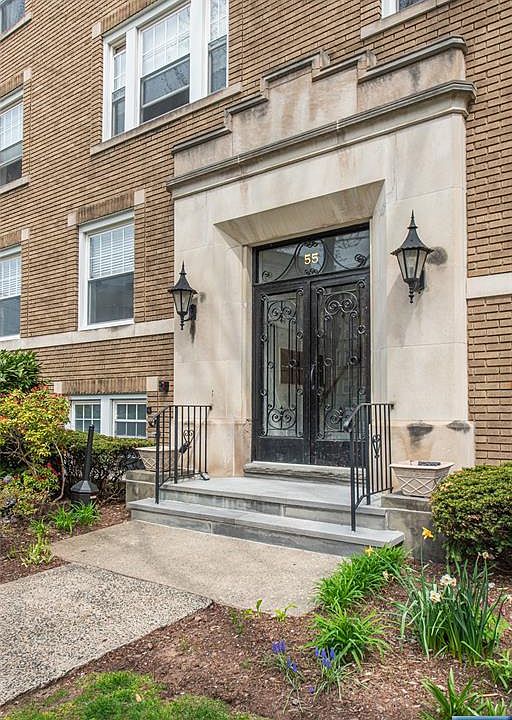 1st image of 55 Park Ave