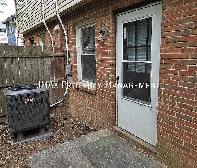1331 Main St SW #1331 MAIN ST SW — Photo 12