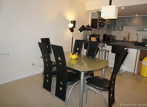 5th image of 19370 Collins Ave APT 923