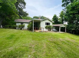 102 Kingfisher Ln, Oak Ridge, TN 37830