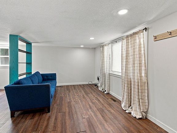 4th image of 65 Osage Ln