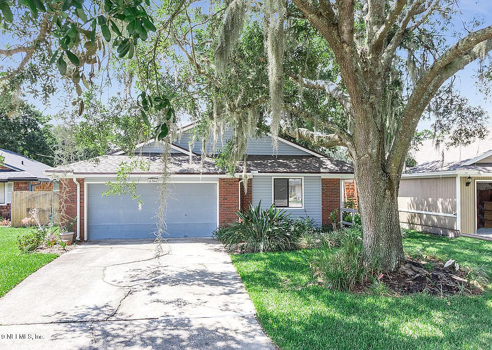 1st image of 4366 Lake Woodbourne Dr